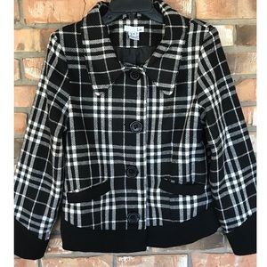 Luii Women’s Black and White Plaid Jacket   Medium